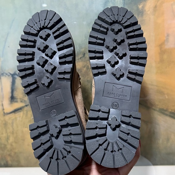 🌸MARC FISHER🌸 Izzie Lugsole Ankle Boots Size: 6M - Picture 12 of 12